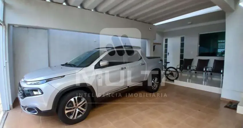 Casa com 4 quartos à venda no Vigilato Pereira, Uberlândia 