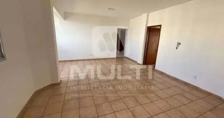 Apartamento com 3 quartos para alugar no Tabajaras, Uberlândia 