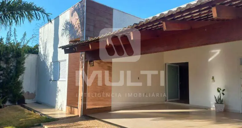 Casa em condomínio fechado com 3 quartos para alugar no Minas Gerais, Uberlândia 