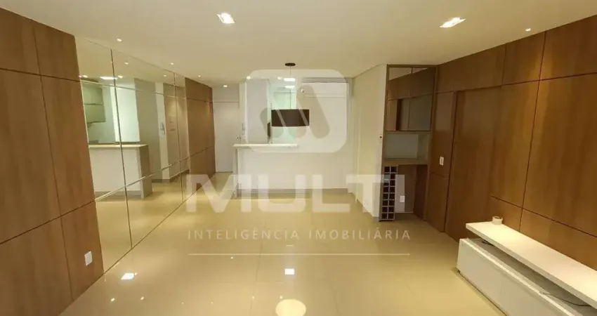 Apartamento com 3 quartos para alugar no Jardim Karaíba, Uberlândia 