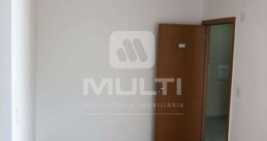 Apartamento com 2 quartos para alugar no Jardim Holanda, Uberlândia 
