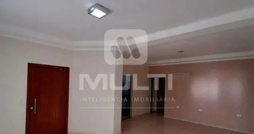 Casa em condomínio fechado com 3 quartos para alugar no Santa Mônica, Uberlândia 