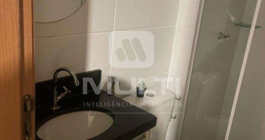 Apartamento com 2 quartos para alugar no Presidente Roosevelt, Uberlândia 