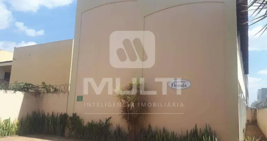 Apartamento com 2 quartos para alugar no Santa Mônica, Uberlândia 
