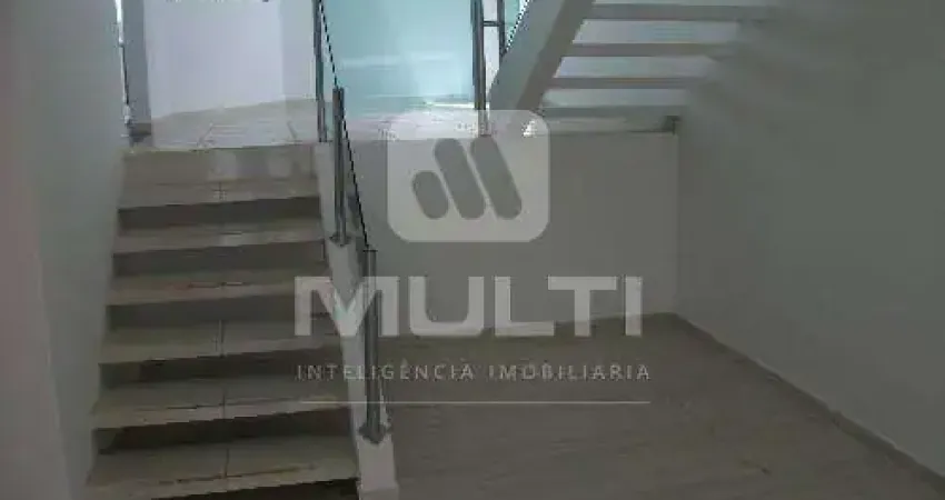 Casa com 5 quartos para alugar no Jardim Inconfidência, Uberlândia