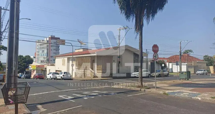 Casa comercial à venda no Centro, Uberlândia 