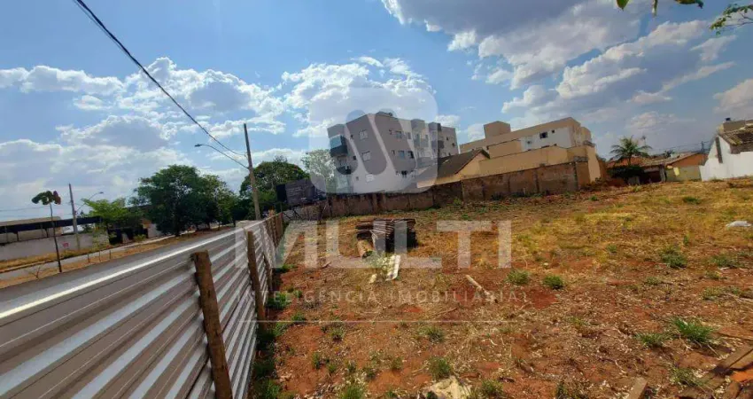 Terreno à venda no Tubalina, Uberlândia