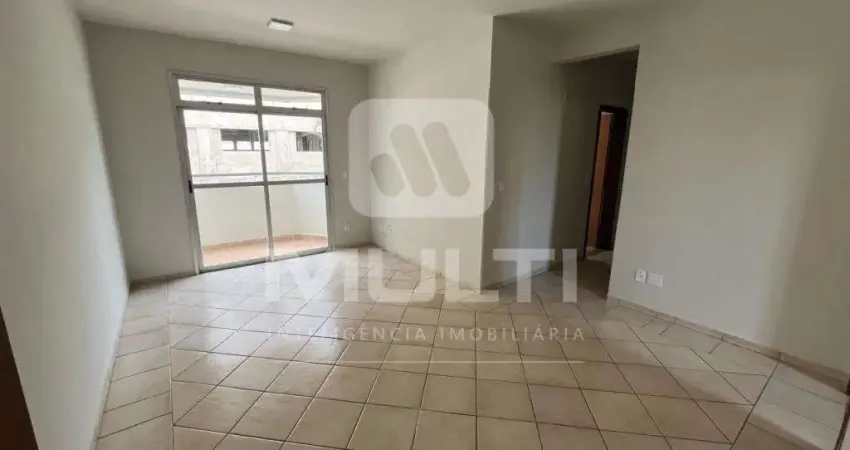 Apartamento com 3 quartos para alugar no Umuarama, Uberlândia