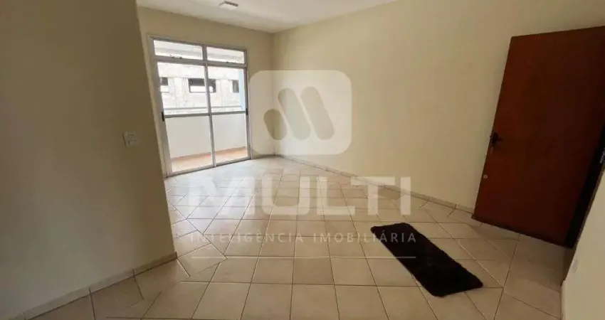 Apartamento com 3 quartos para alugar no Umuarama, Uberlândia