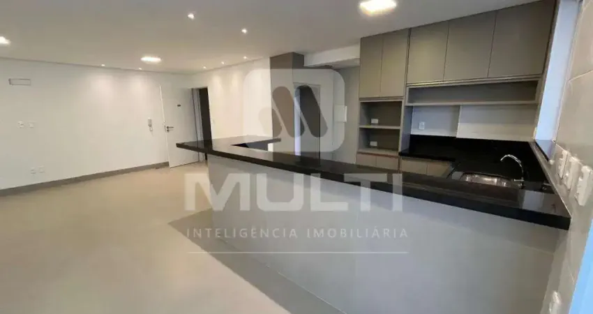 Apartamento com 3 quartos à venda em Saraiva, Uberlândia