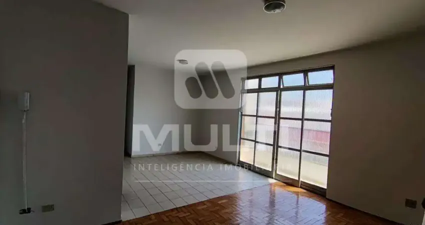 Apartamento com 3 quartos para alugar na Nossa Senhora Aparecida, Uberlândia 