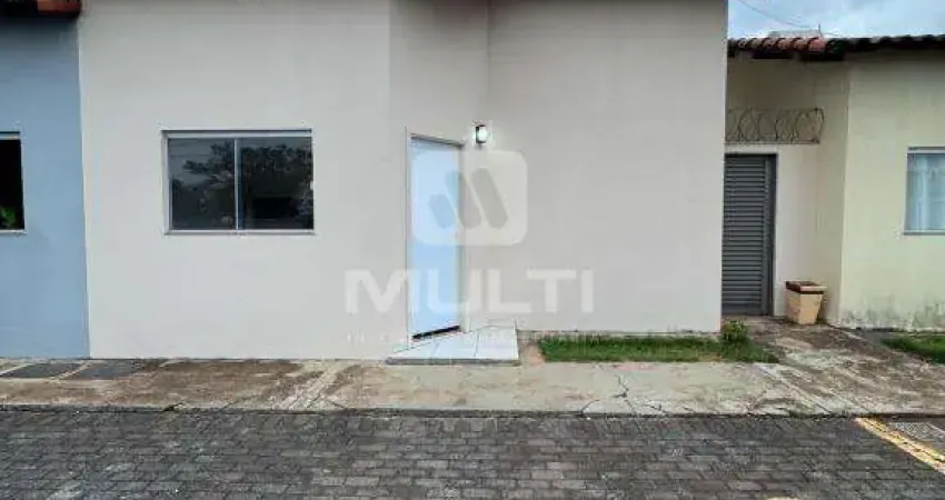 Casa em condomínio fechado com 2 quartos para alugar no Jardim das Palmeiras, Uberlândia 