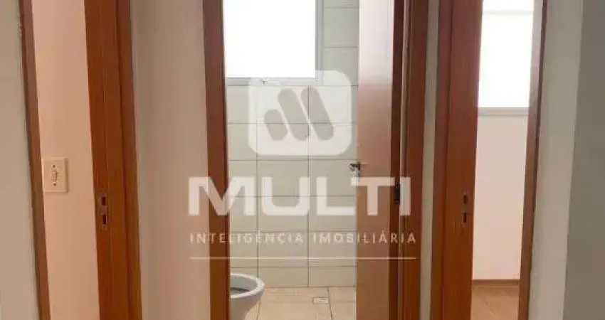 Apartamento com 2 quartos para alugar no Shopping Park, Uberlândia 