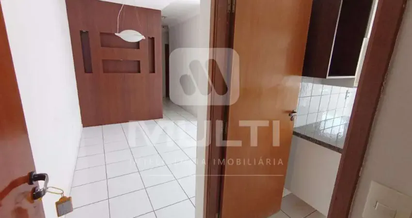 Apartamento com 3 quartos para alugar no Maracanã, Uberlândia 
