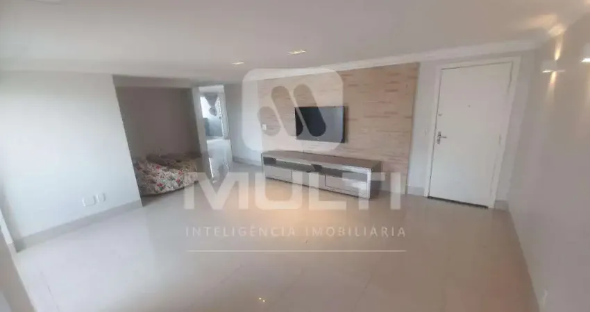 Apartamento com 4 quartos para alugar no Tabajaras, Uberlândia 