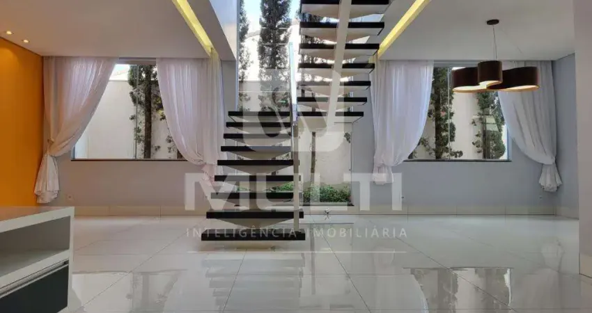 Casa com 3 quartos à venda no Alto Umuarama, Uberlândia