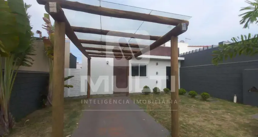 Casa em condomínio fechado com 3 quartos à venda em Laranjeiras, Uberlândia 