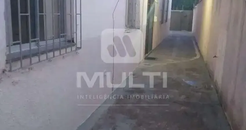 Apartamento com 2 quartos para alugar no Lagoinha, Uberlândia