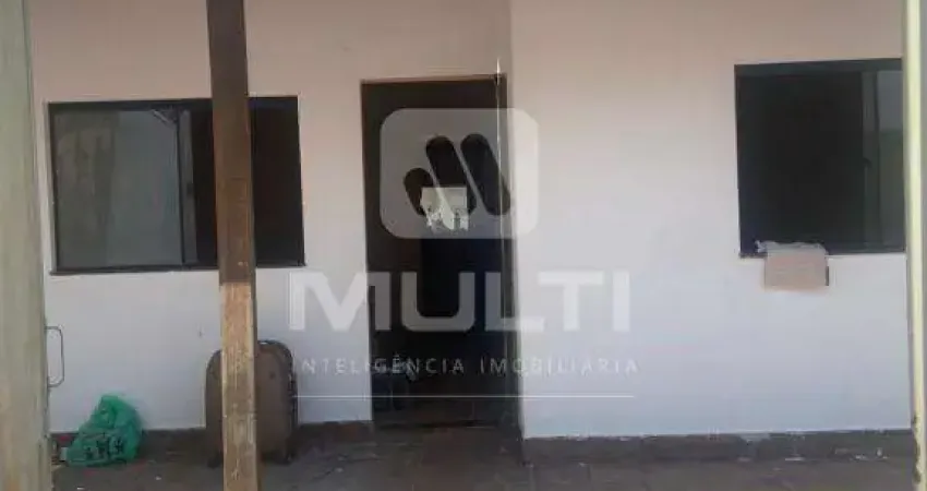 Casa com 3 quartos à venda no Jardim Patrícia, Uberlândia