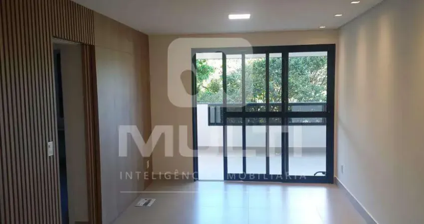 Apartamento com 3 quartos para alugar no Copacabana, Uberlândia