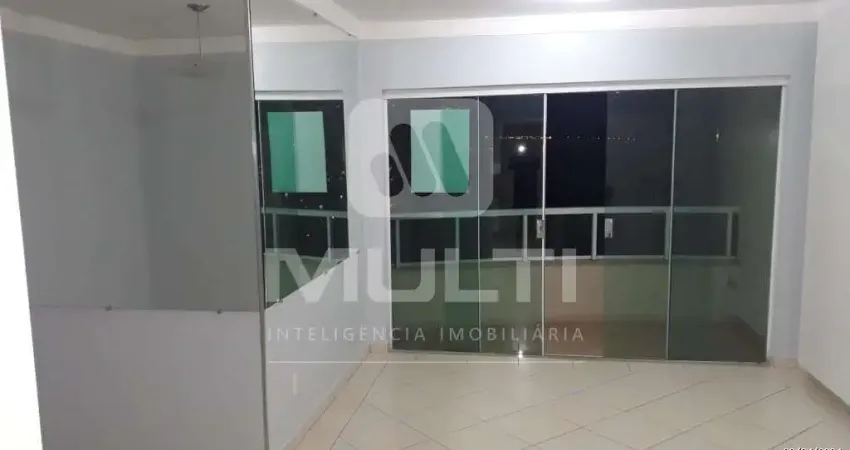 Apartamento com 4 quartos para alugar no Copacabana, Uberlândia