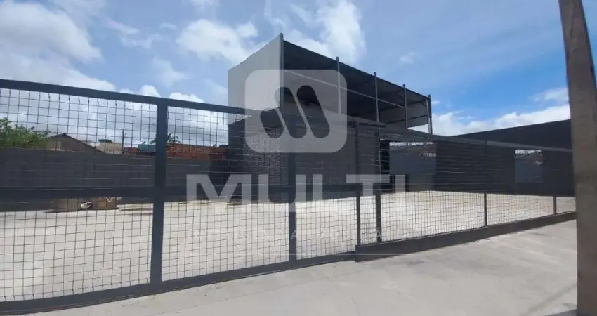 Barracão / Galpão / Depósito para alugar no Bom Jesus, Uberlândia