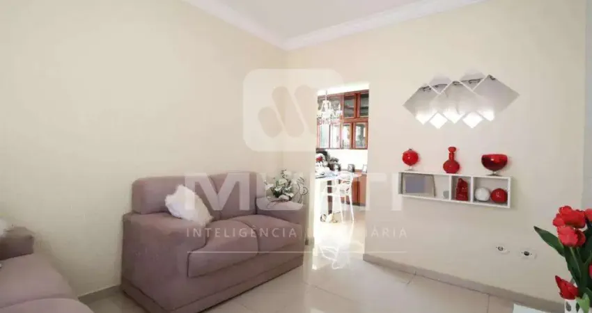 Casa com 3 quartos à venda no Presidente Roosevelt, Uberlândia