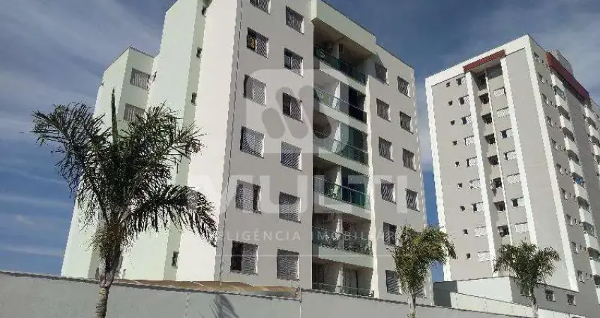 Apartamento com 3 quartos para alugar no Tubalina, Uberlândia