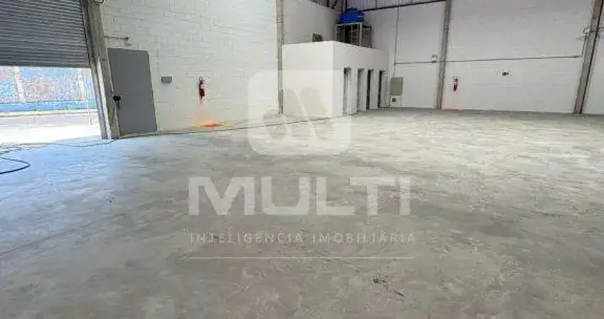 Barracão / Galpão / Depósito para alugar no Marta Helena, Uberlândia