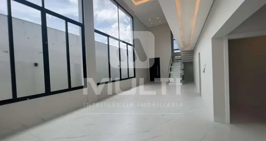 Casa com 4 quartos à venda na Cidade Jardim, Uberlândia