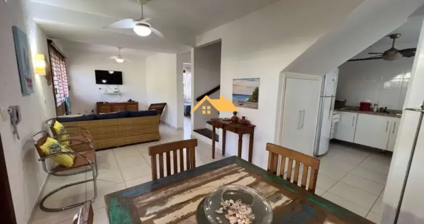 Sobrado em Condomínio: 3 Quartos, 2 Suítes, 2 Salas - Juquehy, São Sebastião-SP - 130m² - Impecável!