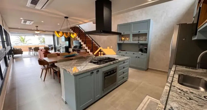 Duplex em Camburi, São Sebastião-SP - 4 quartos, 4 suítes, 2 salas, 4 banheiros, 2 vagas, 350m².