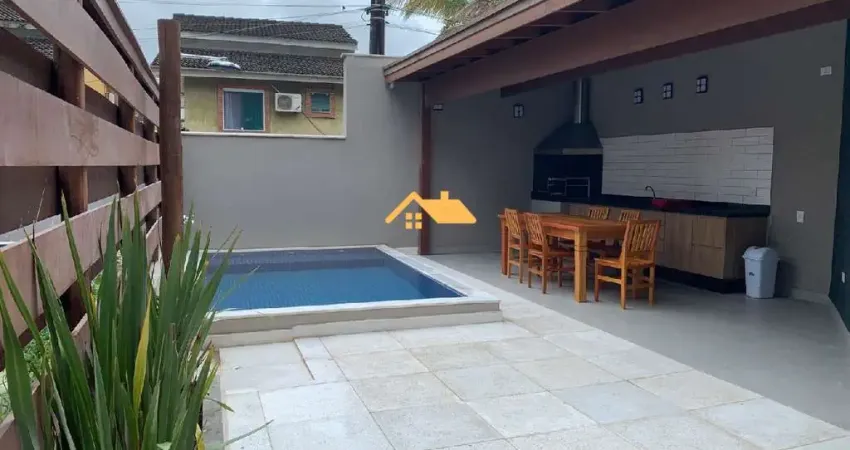 Casa  em condomínio Camburi: 4 quartos, 2 suítes, 2 salas, 3 banheiros, 2 vagas, 200m² em Camburi, São Sebastião-SP.