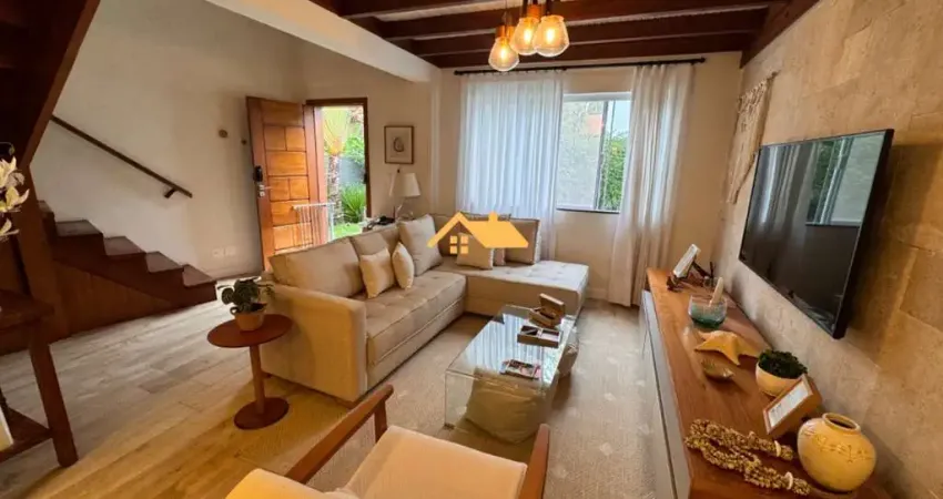 Casa em Condomínio  à Venda em Paúba, São Sebastião-SP: 4 Quartos, 2 Suítes, 2 Salas, 3 Banheiros, 2 Vagas, 120m².