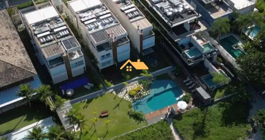 Casa em Condomínio de Luxo em Juquehy, São Sebastião-SP: 4 Quartos, 4 Suítes e 300m² de Área Privativa. Venha Conferir!