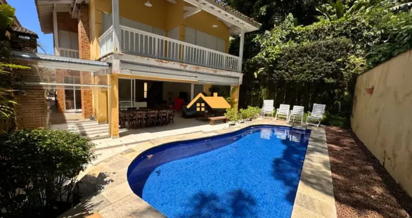 Espetacular Casa em Condomínio à Venda em Juquehy - São Sebastião-SP: 5 Quartos, 5 Suítes, 3 Salas, 6 Banheiros, 3 Vagas, 350m²!