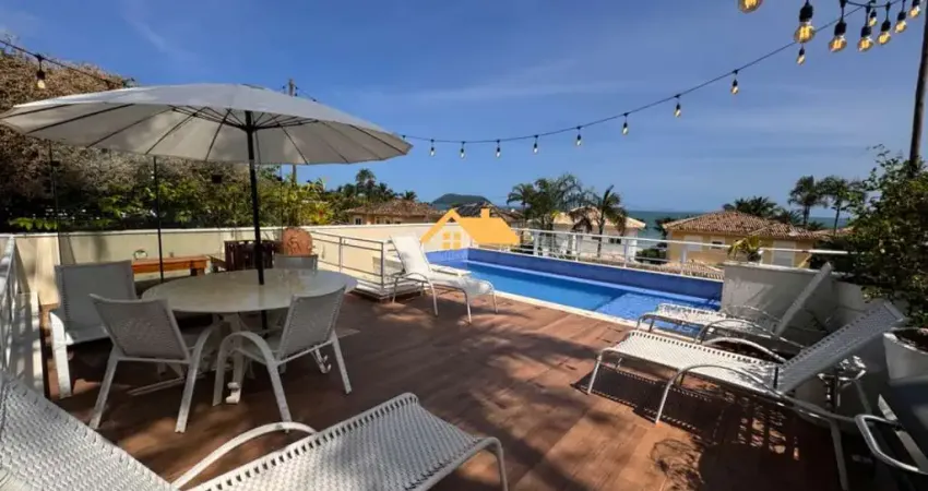 Imperdível Casa em Condomínio de Luxo em Juquehy, São Sebastião-SP: 5 suítes, 4 salas, 5 banheiros, 2 vagas, 400m².