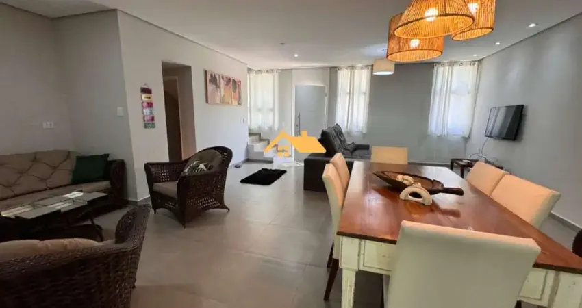 Imperdível casa em condomínio  em Maresias, São Sebastião-SP: 3 quartos, 3 suítes, 4 salas, 3 banheiros, 2 vagas, 130m²