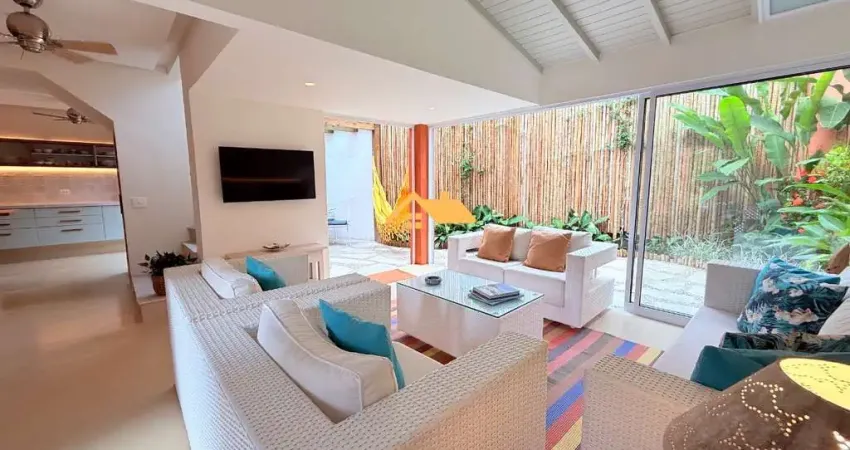 Condominio Armacao de Juquehy, São Sebastião-SP: 4 Quartos, 3 Suítes, 4 Banheiros, 2 Vagas de Garagem