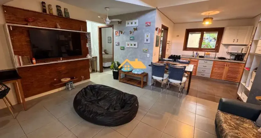 , Oportunidade! Casa com 4 Quartos e 2 Suítes em Condomínio praia de Camburi com São Sebastião-SP: