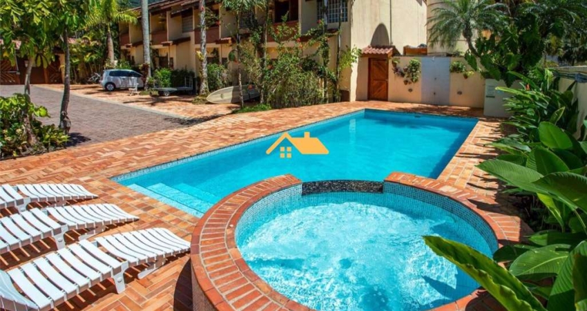 Casa em Condomínio em Juquehy locação de temporada São Sebastião-SP: 2 Quartos, 1 Suíte, 2 Vagas e 90m² de Conforto!