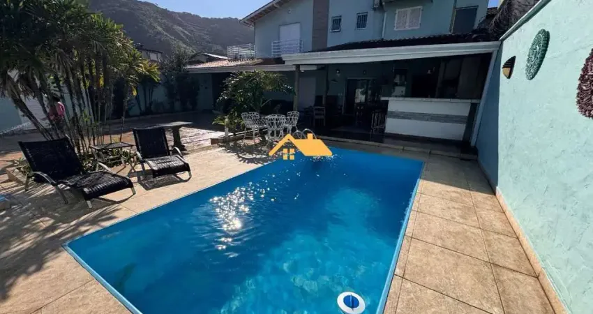 Casa com 4 Suítes e Piscina Privativa em praia de Juquehy? São Sebastião-SP. Escritura Definitiva