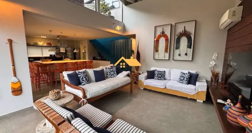Aluguel de Casa em Condomínio de Luxo em Juquehy, São Sebastião-SP: 4 Quartos, 4 Suítes, 2 Salas, 4 Banheiros, 3 Vagas, 180m².