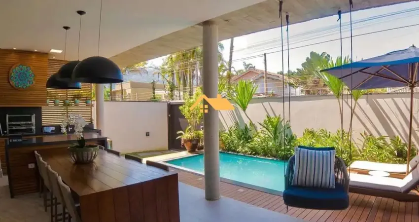 Casa para venda e locação em Juquehy, São Sebastião-SP: 4 quartos, 4 suítes, 2 salas, 3 banheiros, 3 vagas, 180 m².