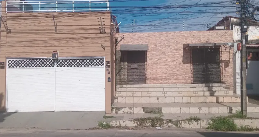 Casa com 3 quartos à venda na Rua Hipólito Pamplona, 391, Antônio Bezerra, Fortaleza