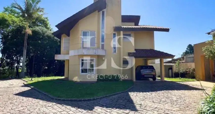 Sobrado para Venda em Guarapuava, Santa Cruz, 3 dormitórios, 1 suíte, 3 banheiros, 1 vaga