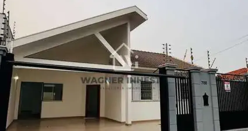 Casa à venda, moderna, com 11,76mts de frente, 03 quartos (1 suite) no Jardim Monte Rei, Maringá, P