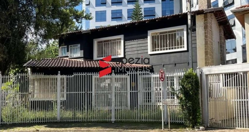 Casa com 11 quartos para alugar na Itália, 102, Alto da Glória, Curitiba
