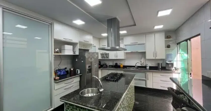 Casa comercial com 3 salas à venda na Cidade Alta, Piracicaba 