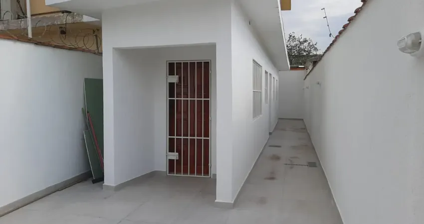 Casa com 2 quartos à venda em Guilhermina, Praia Grande
